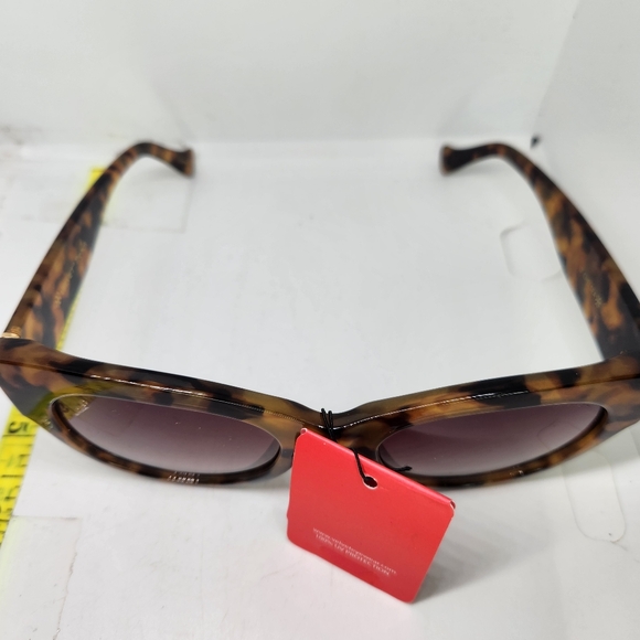 VELVET SUNGLASSES CHELSEA CHUNKY CATEYE TORTOISE SHELL BROWN LENS NEW NWT